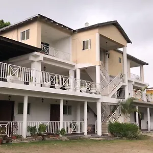  Hotel Starlight & Health Jamaica